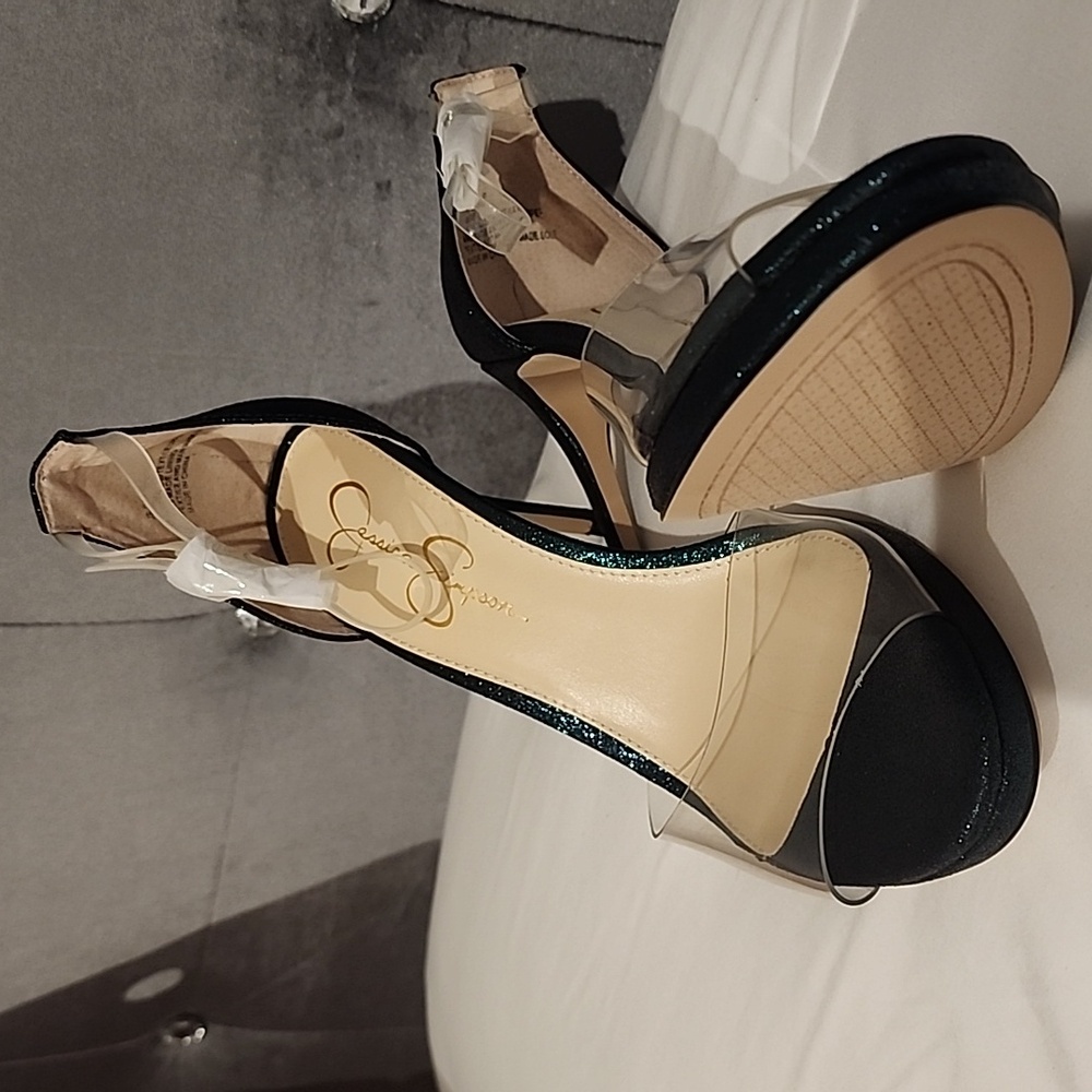 Jessica Simpson Daisile